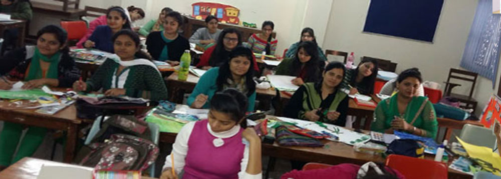  Top 10 Fashion Designing Institute in Delhi